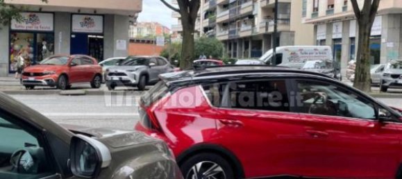  مرآب في Turin, Italy 20متر مربع رقم 350221 4