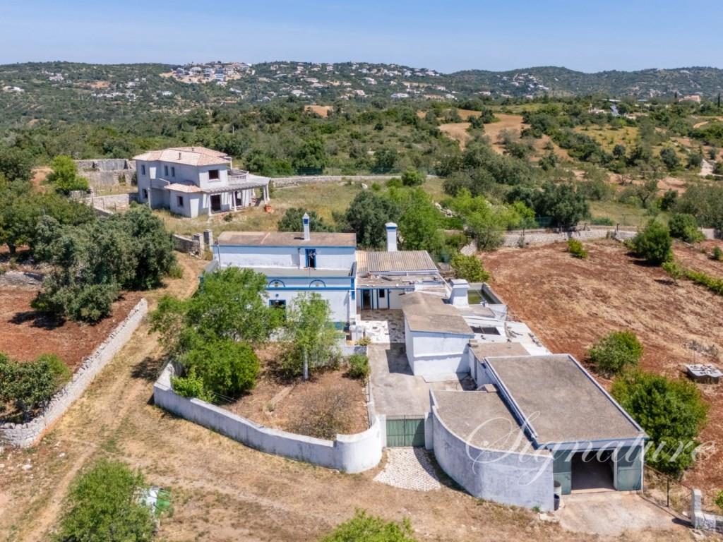 4 bedrooms House in Faro, Portugal No. 210576