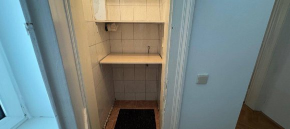 4-salle Appartement à Brigittenau, Austria No. 166243 9