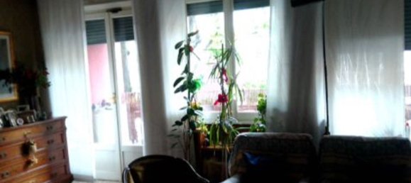5 rooms Apartment in Milan, Italy No. 245423 2