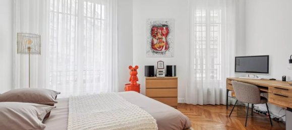 3 bedrooms Apartment in Paris, France No. 129032 9