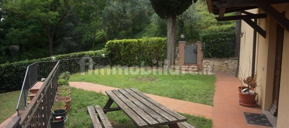 5 bedrooms Villa in Cetona, Italy No. 168600 3