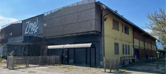 Gewerbliche Immobilie in Pinerolo, Italy 2150m², Nr. 332615 4