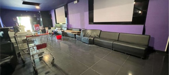 Gewerbliche Immobilie in Pinerolo, Italy 2150m², Nr. 332615 21