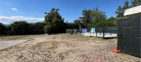 Gewerbliche Immobilie in Pinerolo, Italy 2150m², Nr. 332615 13