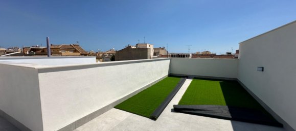 2 bedrooms Bungalow in Pilar de la Horadada, Spain No. 284024 16