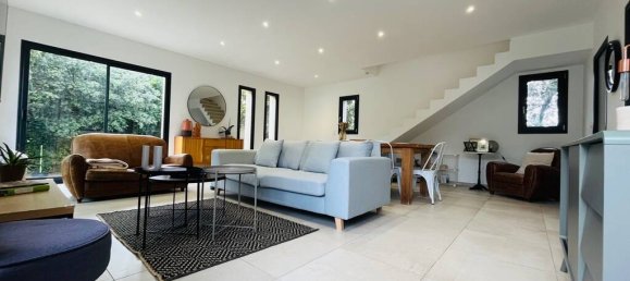 3 Schlafzimmer Villa in Cavaillon, France, Nr. 328273 2