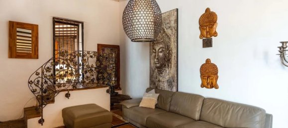 5 bedrooms Villa in Jalon, Spain No. 7566 11