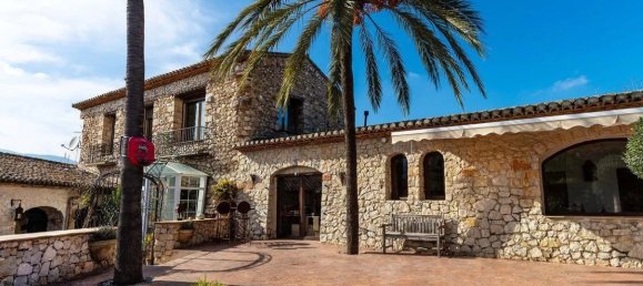 5 bedrooms Villa in Jalon, Spain No. 7566 2