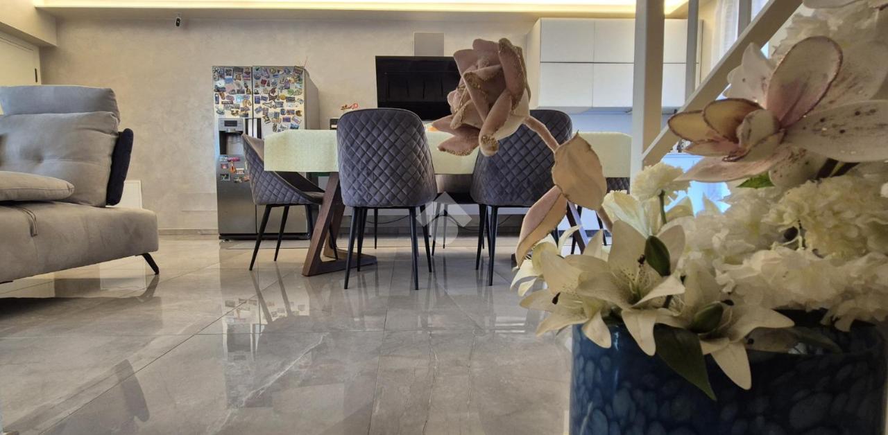 Дом с 3 комнатами в Трескоре Бальнеарио, Италия № 174220