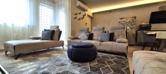 Дом с 3 комнатами в Трескоре Бальнеарио, Италия № 174220 3