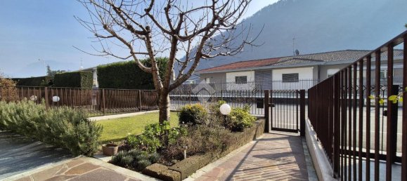 Дом с 3 комнатами в Трескоре Бальнеарио, Италия № 174220 28