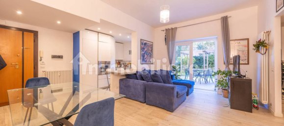 1 bedroom Apartment in Rome, Italy No. 44174 6