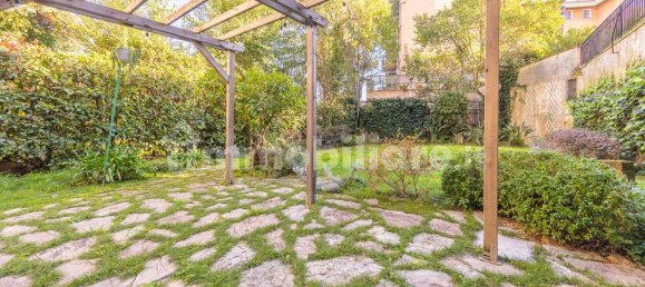 1 bedroom Apartment in Rome, Italy No. 44174 27