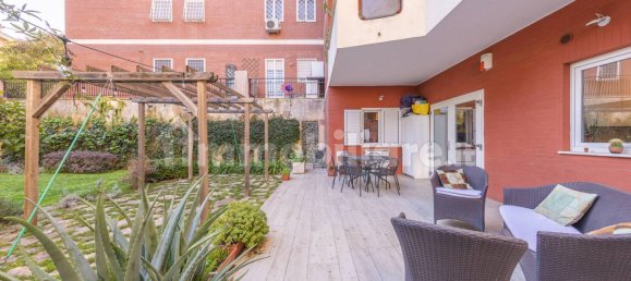 1 bedroom Apartment in Rome, Italy No. 44174 16