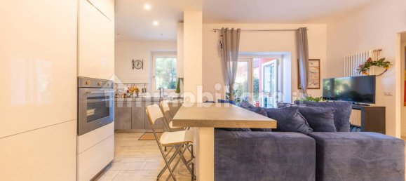 1 bedroom Apartment in Rome, Italy No. 44174 7