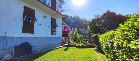 3 bedrooms House in Rapallo, Italy No. 307343 2