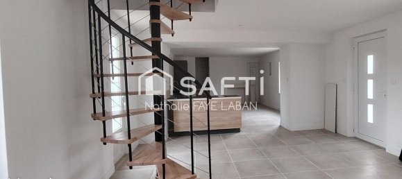 3 bedrooms House in Chatellerault, France No. 343844 7