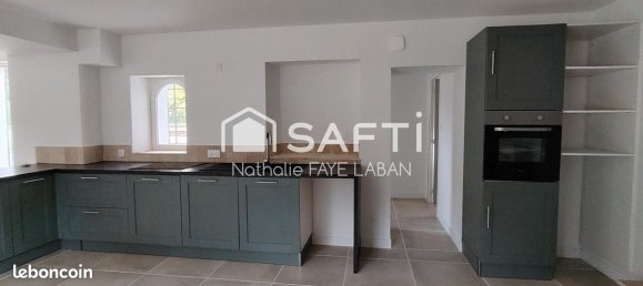 3 bedrooms House in Chatellerault, France No. 343844 5