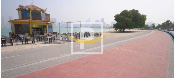 Terrain à Deira, UAE 2307.1m² No. 8005 6