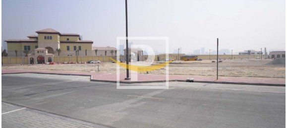 Terrain à Deira, UAE 2307.1m² No. 8005 10