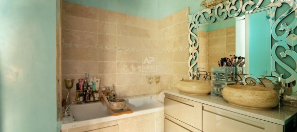 2 bedrooms Apartment in Gennevilliers, France No. 176057 5