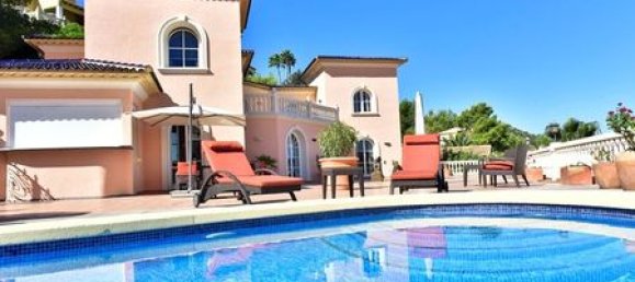 5 bedrooms Villa in Denia, Spain No. 2563 3