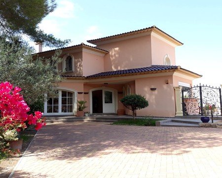 5 bedrooms Villa in Denia, Spain No. 2563