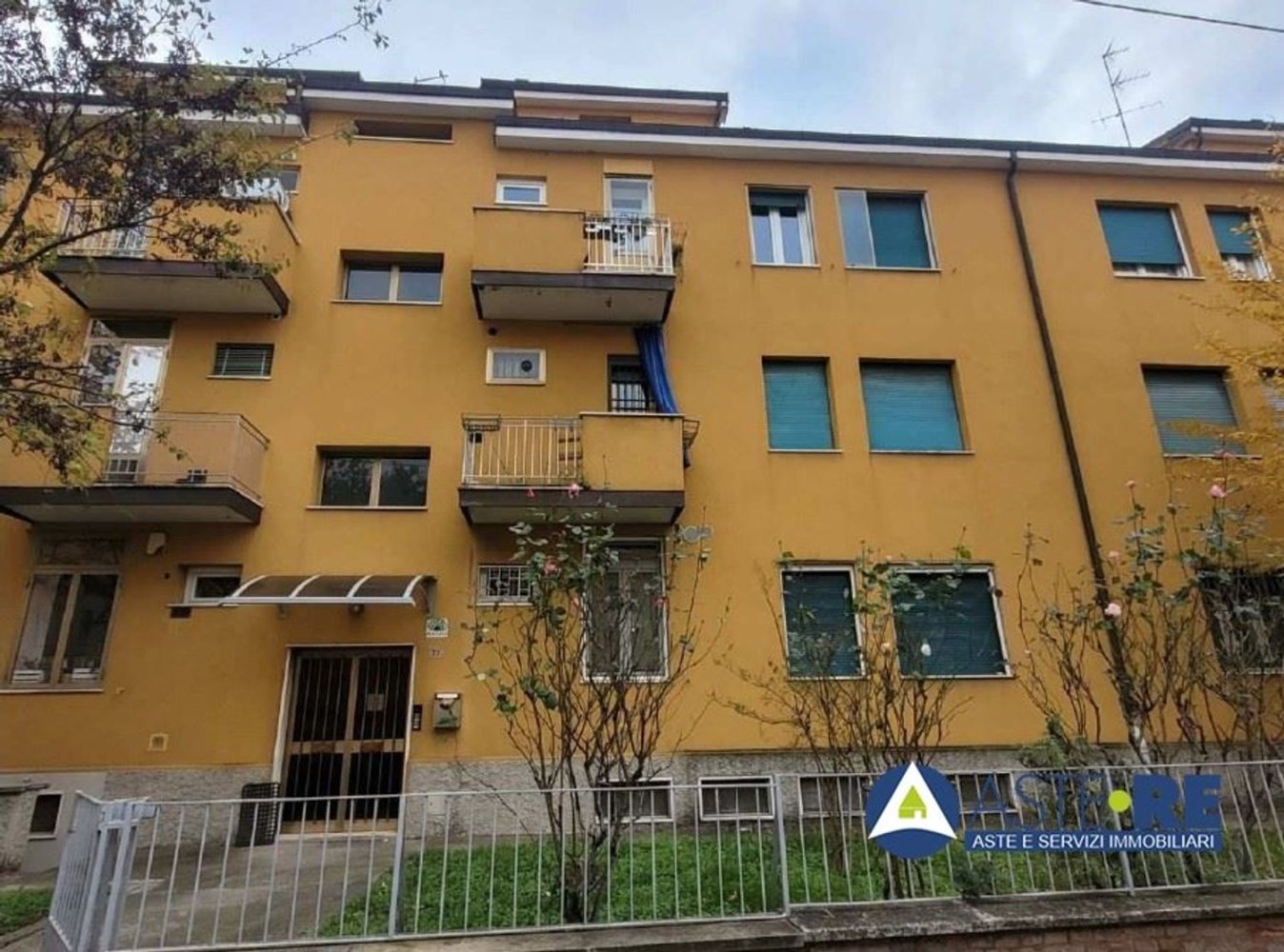 Apartamento de 6 dormitorios en Bologna, Italy No. 372099