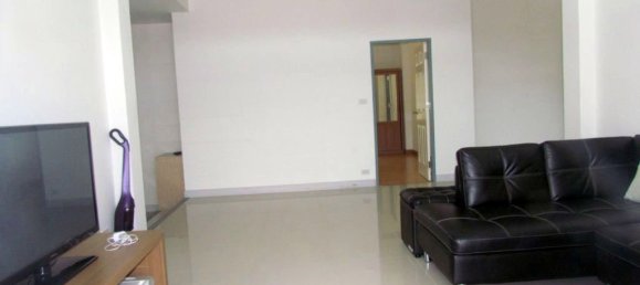 Кафе / ресторан с 3 спальнями в Паттайя, Таиланд № 4033 3