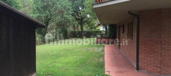 4 Schlafzimmer Villa in Massa, Italy, Nr. 175230 31