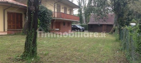 4 Schlafzimmer Villa in Massa, Italy, Nr. 175230 6