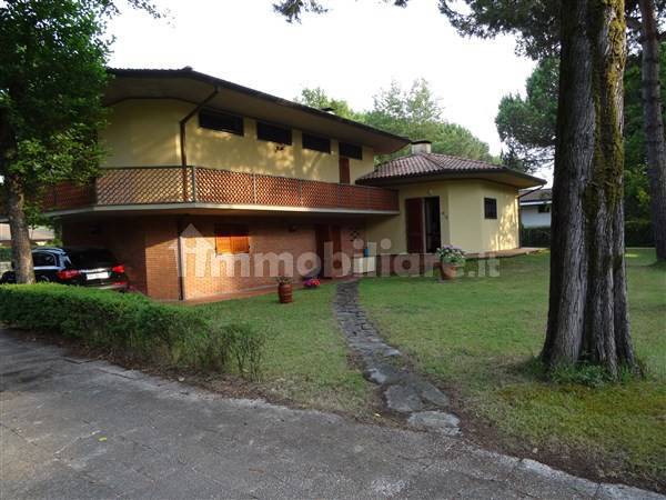 4 Schlafzimmer Villa in Massa, Italy, Nr. 175230