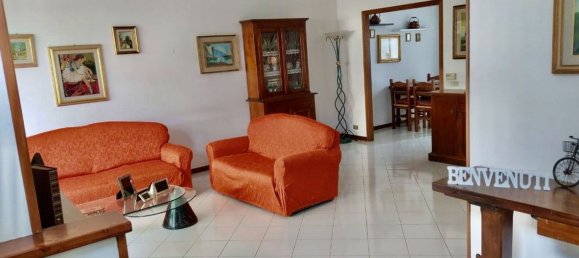6 rooms House in Rufina, Italy No. 49244 27