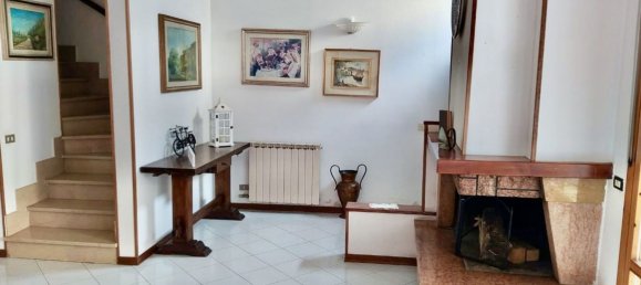 6 rooms House in Rufina, Italy No. 49244 30