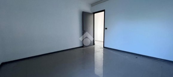 Офис 94м² в Пьянига, Италия № 273740 10