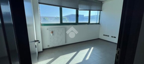 Офис 94м² в Пьянига, Италия № 273740 13