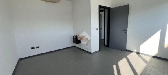 Офис 94м² в Пьянига, Италия № 273740 14