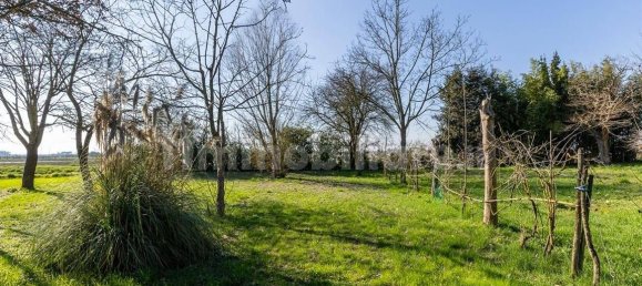 4 Schlafzimmer Haus in Bagnacavallo, Italy, Nr. 15650 21