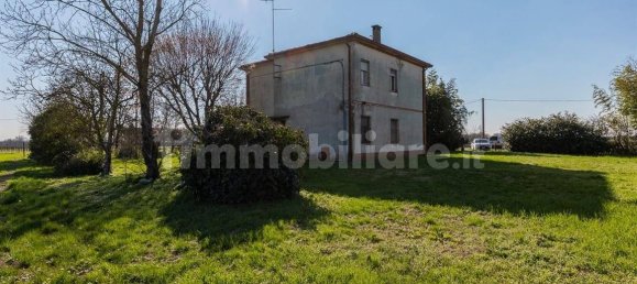 4 Schlafzimmer Haus in Bagnacavallo, Italy, Nr. 15650 4