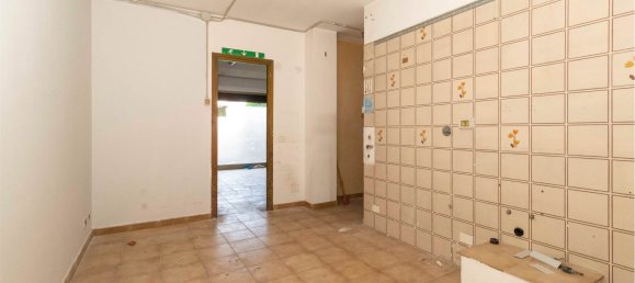 3غرفة عقار تجاري في Orbassano, Italy رقم 81765 12