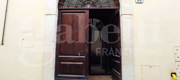 70m² Commercial property in L'Aquila, Italy No. 8916 3