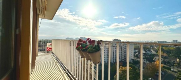 2 bedrooms Apartment in Epinay-sur-Seine, France No. 167664 3