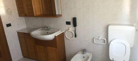 Дом с 6 спальнями в Феррара, Италия № 371216 25