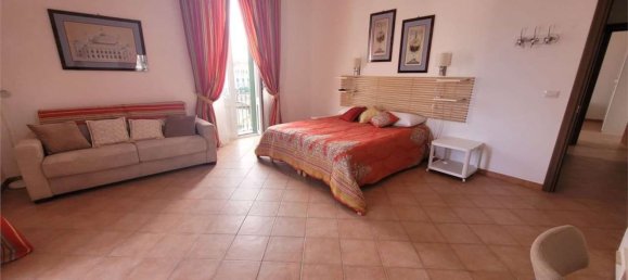 Дуплекс с 4 комнатами в Сиракузы, Италия № 246565 10