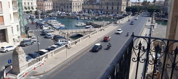 Дуплекс с 4 комнатами в Сиракузы, Италия № 246565 29