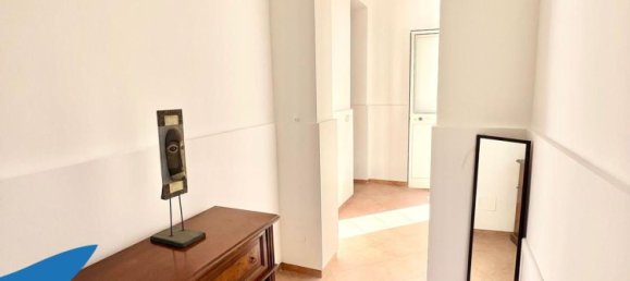 3-Zimmer Haus in Palermo, Italy, Nr. 37088 7