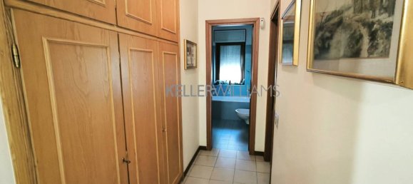 4 bedrooms Apartment in Rome, Italy No. 372914 13