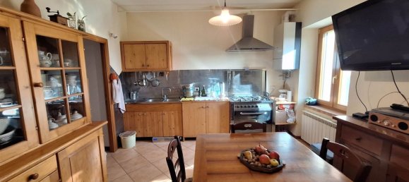 4 rooms House in San Severino Marche, Italy No. 222362 6