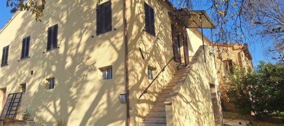 4 rooms House in San Severino Marche, Italy No. 222362 2